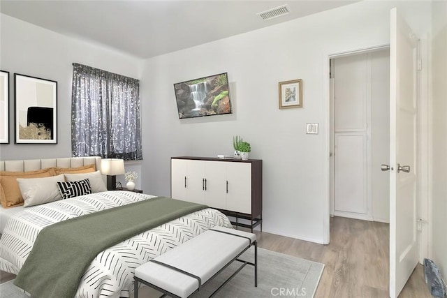 2025 N Buena Vista St, Burbank, CA 91504 - bedroom with light wood finished floors
