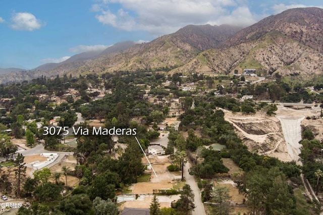 3075 Via Maderas St, Altadena, CA 91001