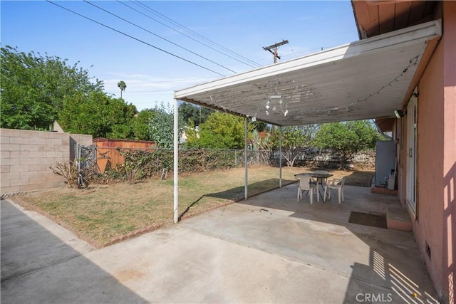 3825 Lofton Pl, Riverside, CA 92501 - view of patio featuring outdoor dining space