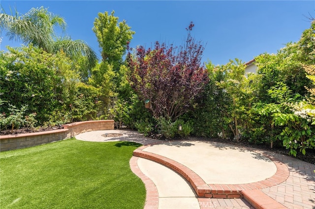 19464 Turtle Ridge Ln, Porter Ranch, CA 91326 - view of green lawn with a patio area