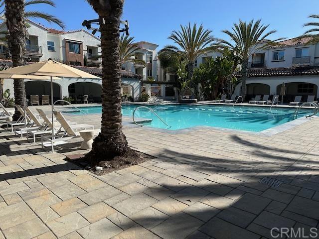 2527 Wellspring St, Carlsbad, CA 92010 - community pool with a patio