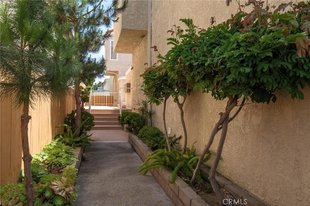 2310 Vanderbilt Ln Unit 4, Redondo Beach, CA 90278 - view of home's exterior featuring stucco siding