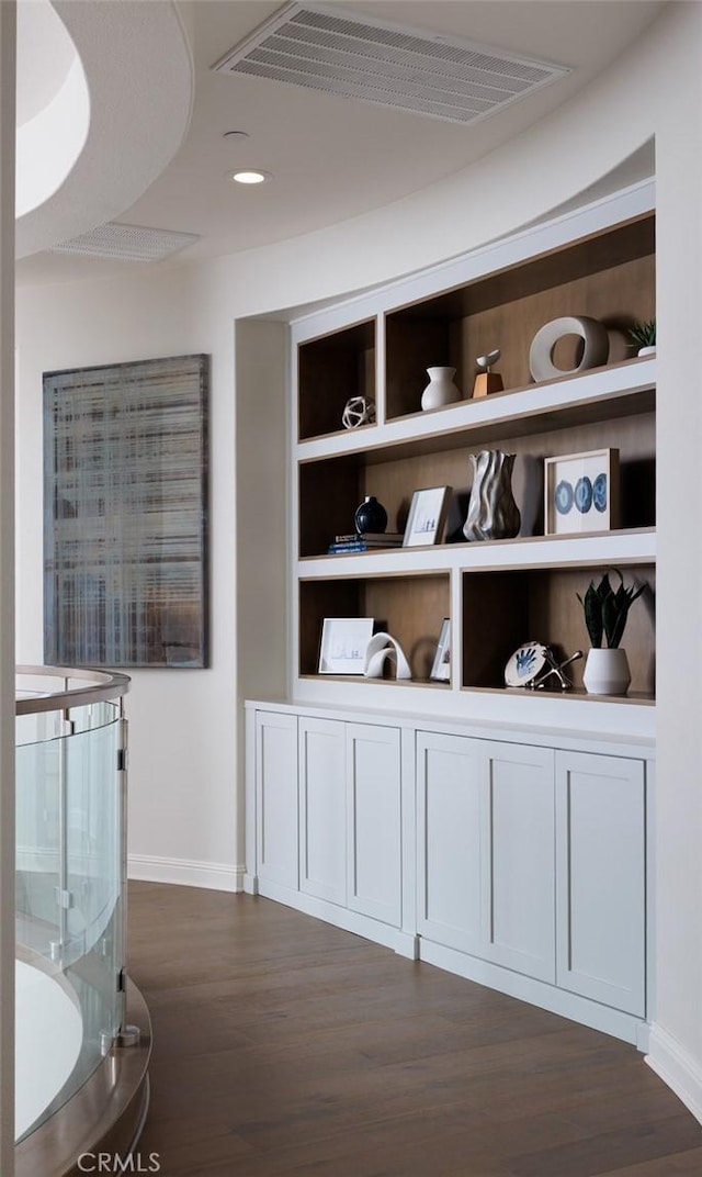 112 Mountain Sky, Irvine, CA 92602 - detailed view of wood finished floors and recessed lighting