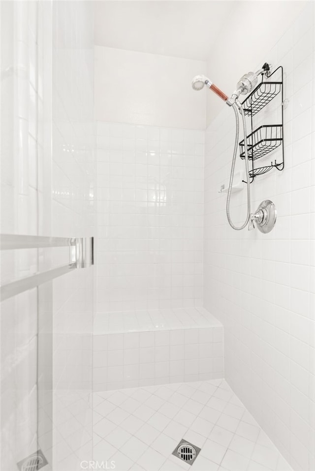 8180 E Brookdale Ln, Anaheim Hills, CA 92807 - full bathroom featuring a shower stall
