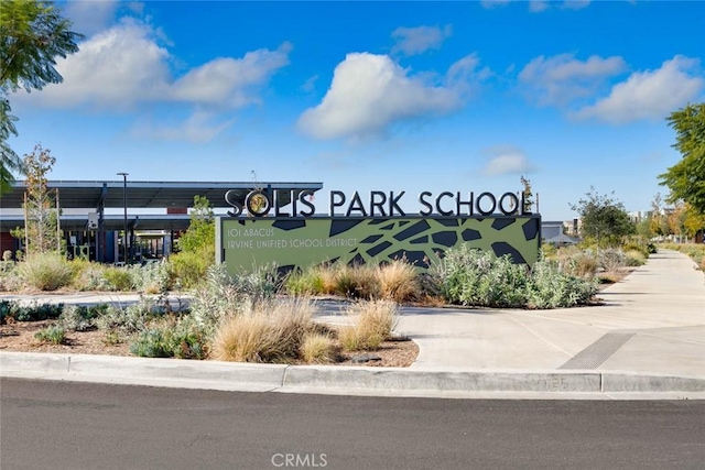484 Chorus, Irvine, CA 92618 - view of community sign