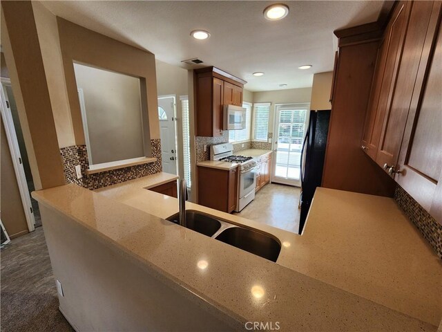 26121 Mcbean Unit 22, Valencia, CA 91355 - photo 4