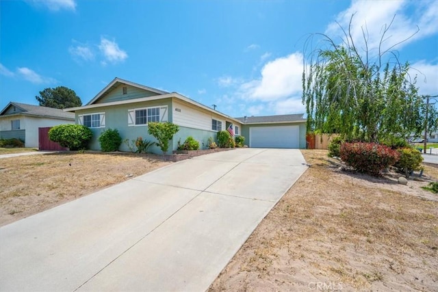 4038 Dartmouth Ln, Santa Maria, CA 93455 - ranch-style home with concrete driveway and stucco siding