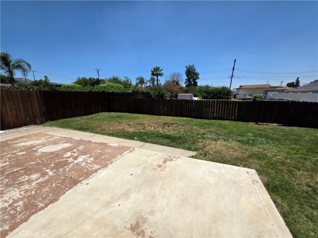 34939 Date Ave, Yucaipa, CA 92399 - fenced backyard with a patio area
