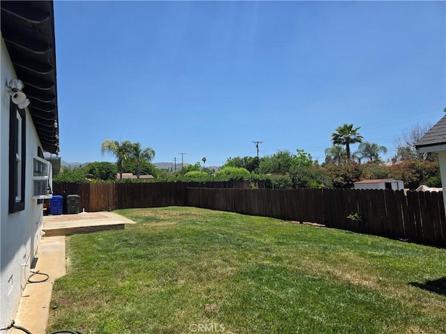 34939 Date Ave, Yucaipa, CA 92399 - fenced backyard featuring a patio