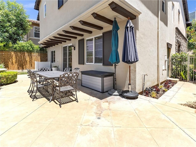 5637 Como Cir, Woodland Hills, CA 91367 - view of patio / terrace featuring outdoor dining space