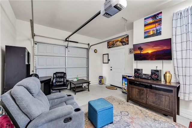 7988 Borrego Ct, Yucca Valley, CA 92284 - living area featuring a garage and concrete flooring