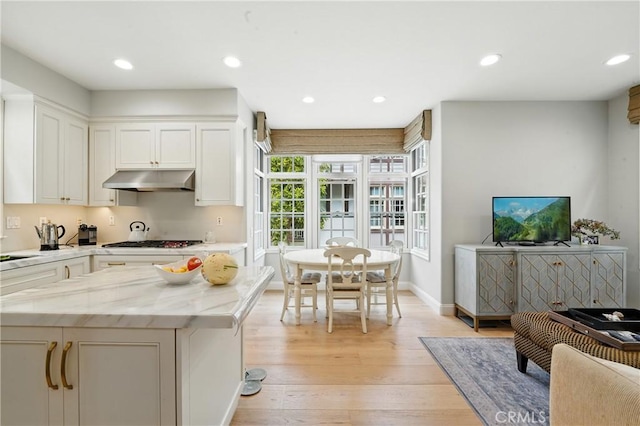 2616 Bungalow Pl, Corona Del Mar, CA 92625 - photo 18
