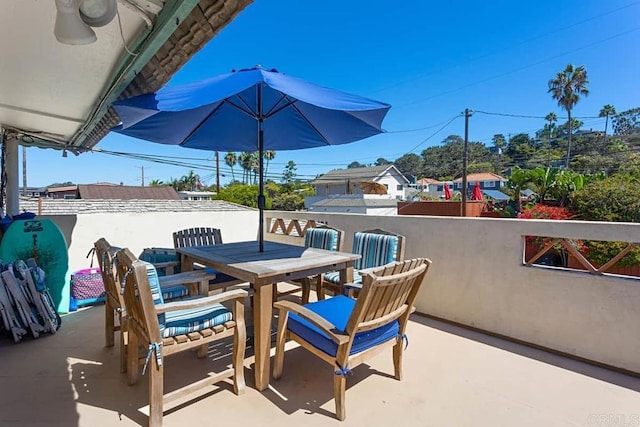 181719 Coast Blvd, Del Mar, CA 92014 - view of patio featuring outdoor dining space