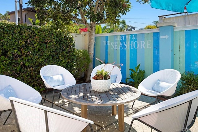 181719 Coast Blvd, Del Mar, CA 92014 - balcony featuring a patio area