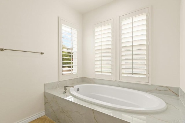 2413 Paseo, Los Gatos, Chula Vista, CA 91914 - bathroom featuring a bath