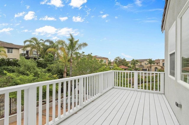 2413 Paseo, Los Gatos, Chula Vista, CA 91914 - wooden deck featuring a residential view