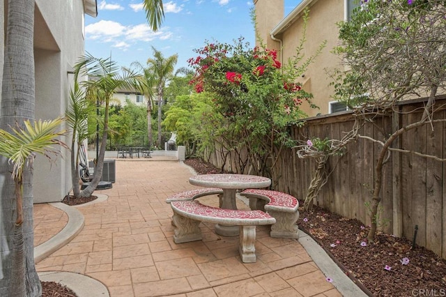 2413 Paseo, Los Gatos, Chula Vista, CA 91914 - view of patio