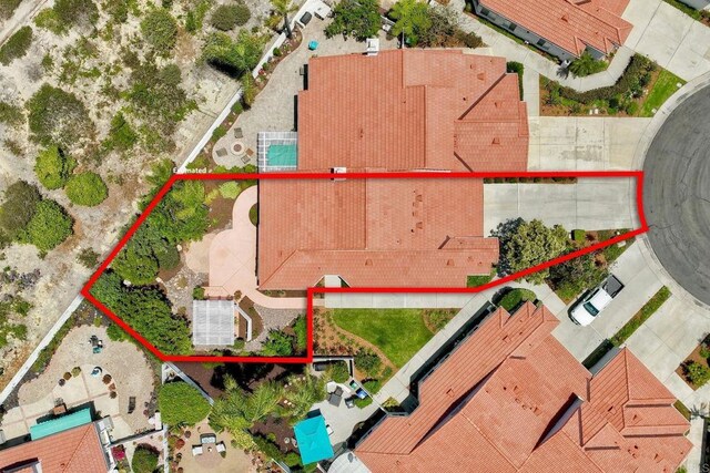 3376 Corsica Way, Oceanside, CA 92056 - aerial view of property and surrounding area with property parcel outlined