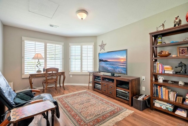3376 Corsica Way, Oceanside, CA 92056 - living area with wood finished floors and baseboards
