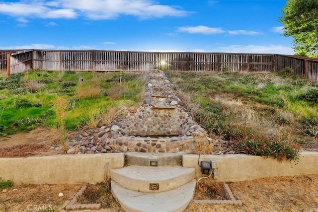 21567 Coral Rock Ln, Wildomar, CA 92595 - view of fenced backyard