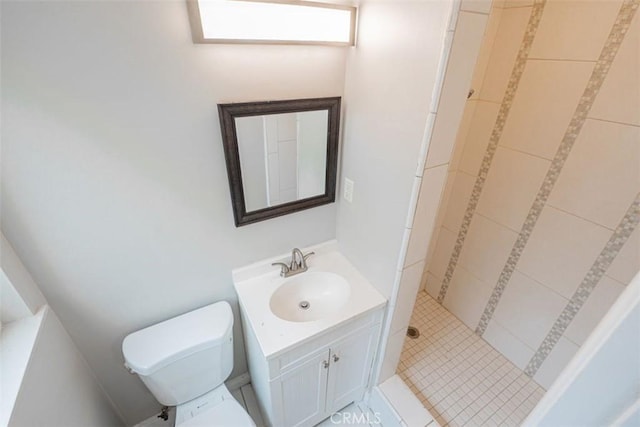 10113 Harvest Ave, Santa Fe Springs, CA 90670 - full bath with vanity, toilet, and a stall shower