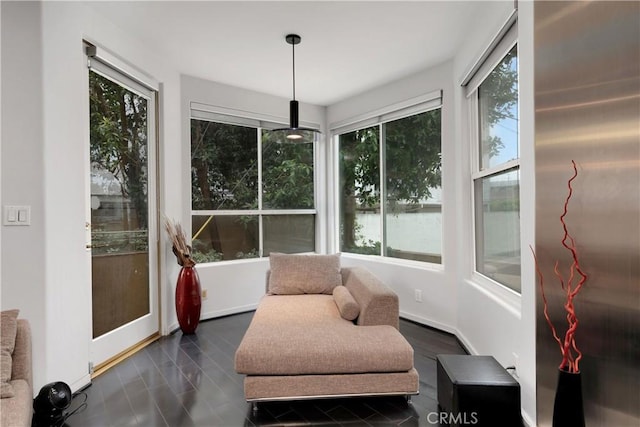12841 Bloomfield St Unit 103, Studio City, CA 91604 - sunroom / solarium featuring baseboards