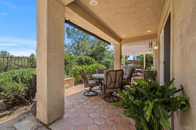 31135 Gleneagles Dr, Temecula, CA 92591 - fenced backyard with outdoor dining area and a patio