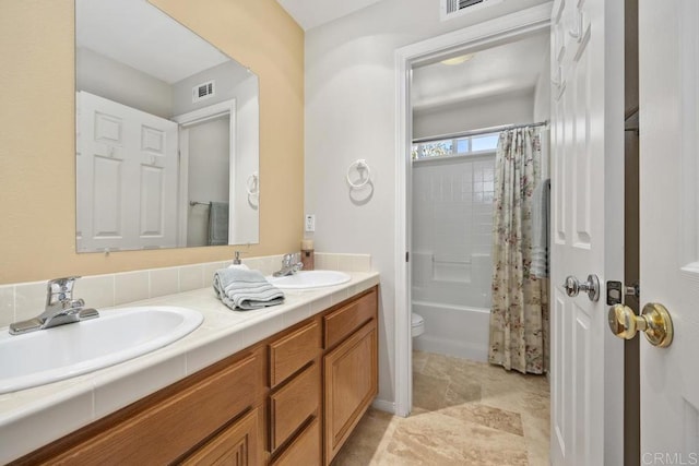 31135 Gleneagles Dr, Temecula, CA 92591 - full bathroom with double vanity and shower / tub combo with curtain
