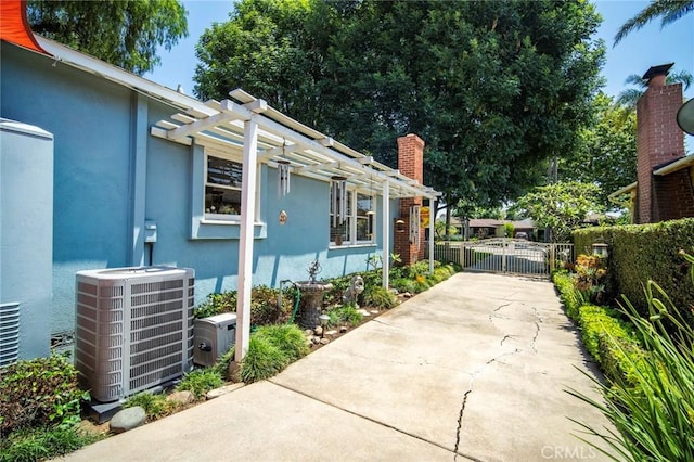 132 N Jewell Pl, Orange, CA 92868 - photo 4