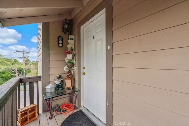 26166 Alpine Ln, Twin Peaks, CA 92391 - view of exterior entry featuring a balcony