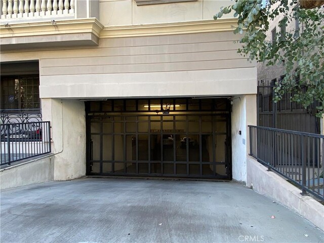 107 N Swall Dr Unit 304, Los Angeles, CA 90048 - view of garage