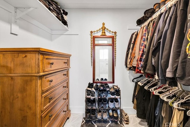 9124 Joshua Ln, Yucca Valley, CA 92284 - view of walk in closet