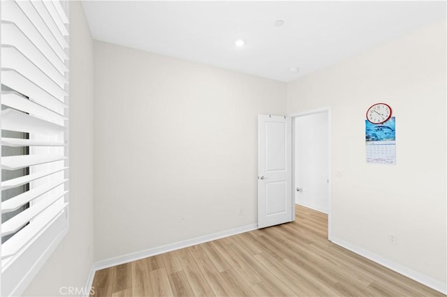 1570 Topia Ave, Placentia, Placentia, CA 92870 - empty room featuring light wood-style floors, baseboards, and recessed lighting