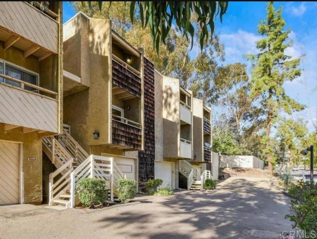 5366 Lake Murray Blvd, La Mesa, CA 91942 - view of property featuring stairs