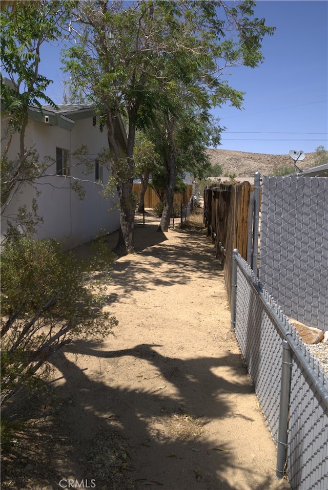 61740 Oleander Dr, Joshua Tree, CA 92252 - photo 25