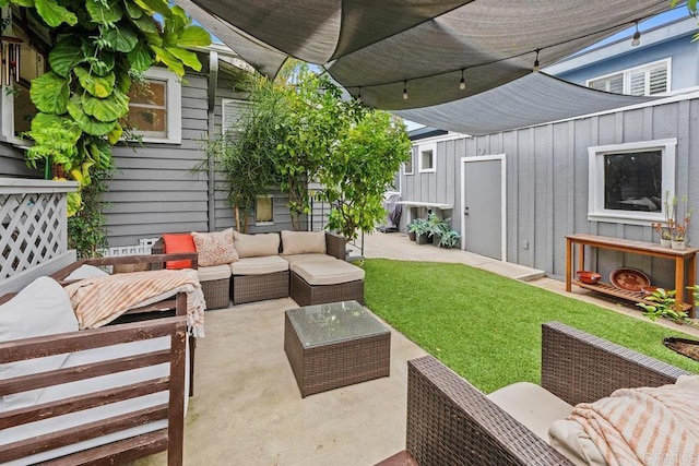 3818 Herbert St, San Diego, CA 92103 - view of patio / terrace with outdoor lounge area