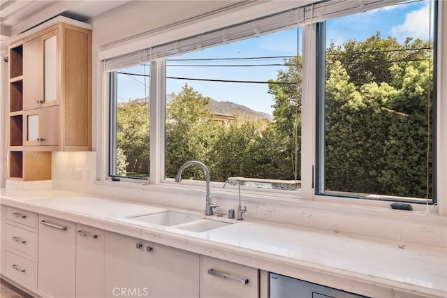 1410 Santa Margarita Dr, Arcadia, CA 91006 - kitchen with light countertops and plenty of natural light