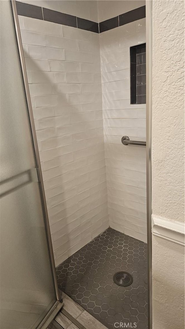 22947 Nadine Cir Unit A, Torrance, CA 90505 - full bath with a shower stall