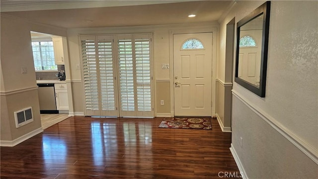 22947 Nadine Cir Unit A, Torrance, CA 90505 - entryway with wood finished floors, crown molding, and a textured wall