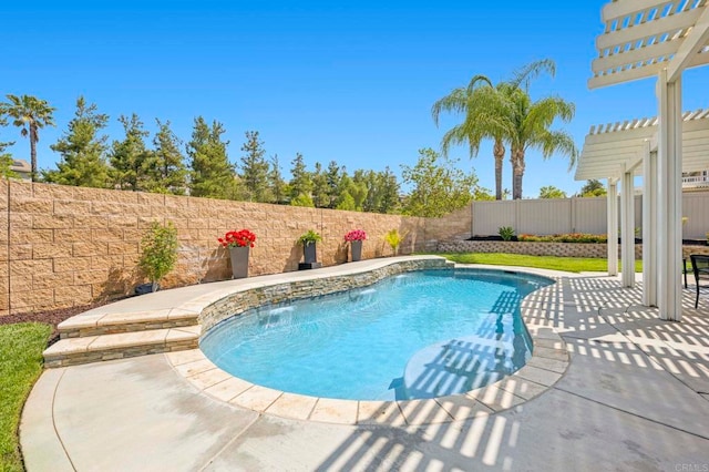 31920 Pasos Pl, Temecula, CA 92591 - view of pool featuring a pergola, a fenced backyard, and a patio area
