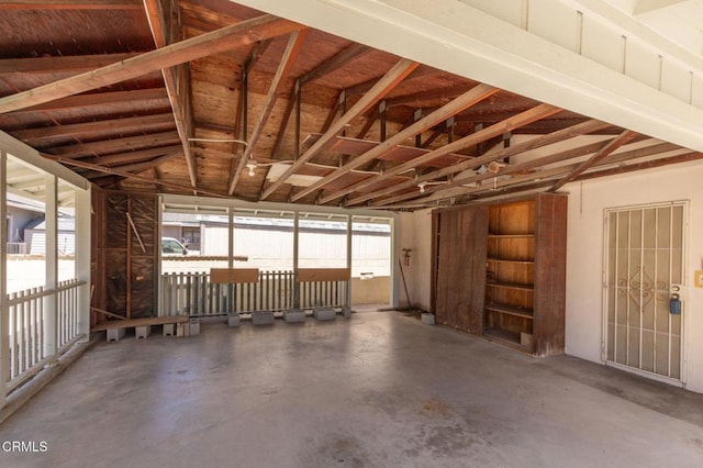 4190 Ojai Rd, Santa Paula, CA 93060 - view of garage