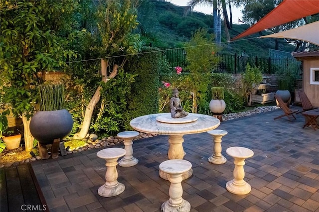 25009 Wintergreen Ct, Stevenson Ranch, CA 91381 - photo 8