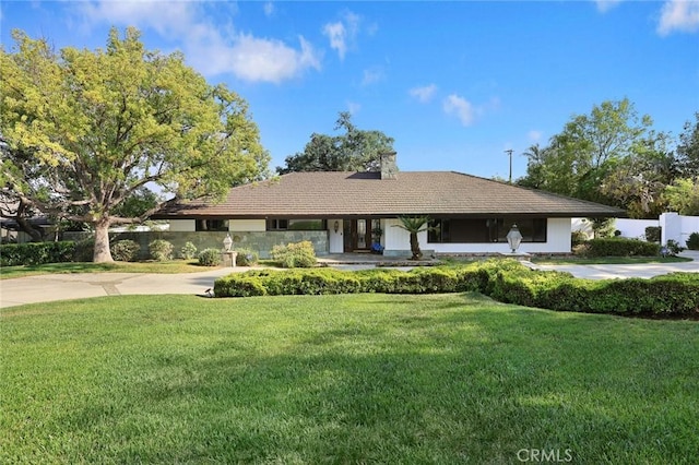 738 Hampton Rd, Arcadia, CA 91006 - single story home featuring a front lawn and a chimney