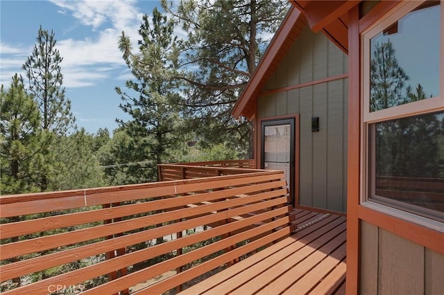 27947 St Bernard Ln, Lake Arrowhead, CA 92352 - view of wooden deck