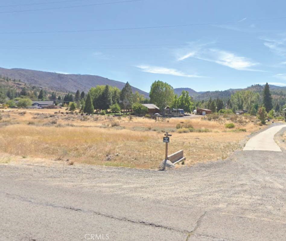 141 Smithneck Rd, Loyalton, CA 96118 - photo 3