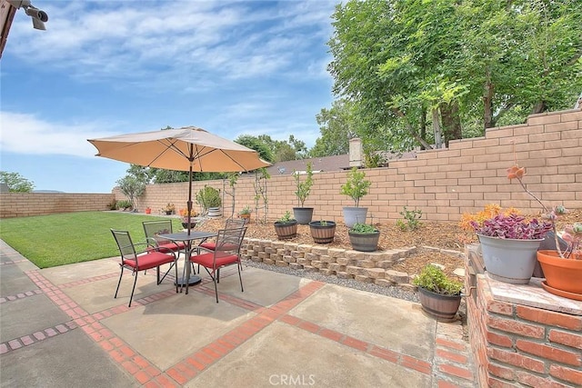 22784 Wren St, Grand Terrace, CA 92313 - view of patio with outdoor dining area