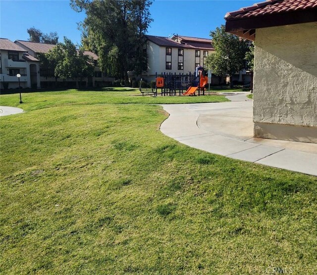 27971 Sarabande Ln Unit 230, Canyon Country, CA 91387 - view of yard