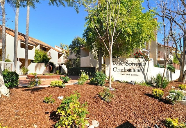 23391 Park Sorrento Unit 62, Calabasas, CA 91302 - community / neighborhood sign featuring a residential view