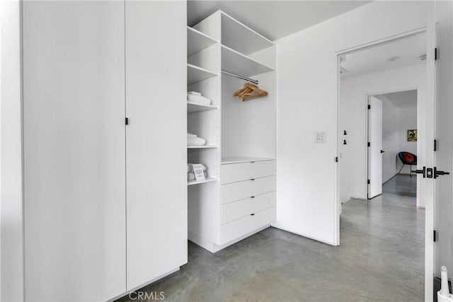 64121 Sullivan Rd, Joshua Tree, CA 92252 - view of closet