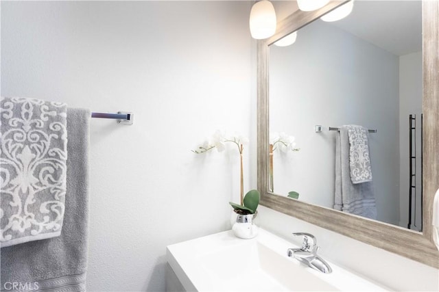 19847 Coventry Ln, Huntington Beach, CA 92646 - bathroom featuring vanity